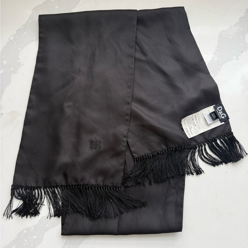 AUTHENTIC D&G Elegant Black Fringed Scarf for Men